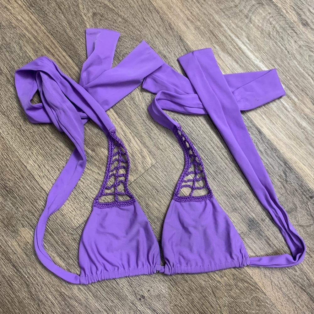 Acacia bikini top